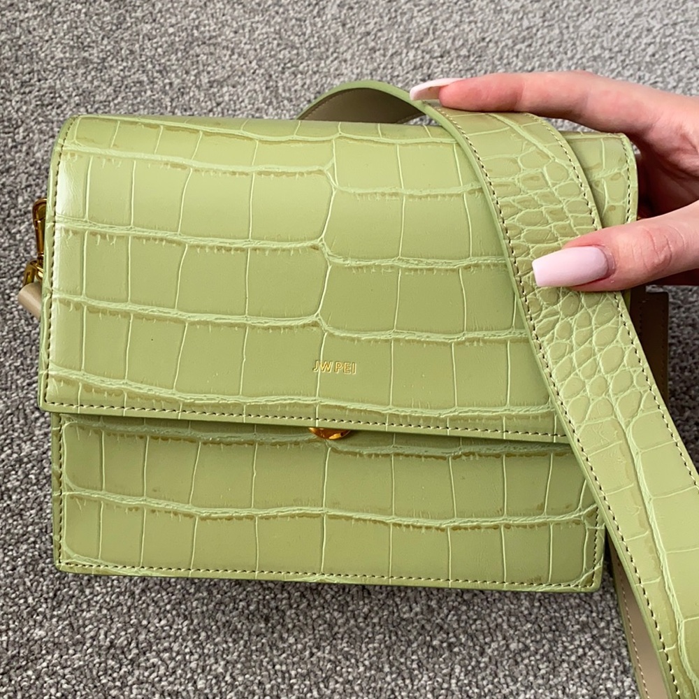 New JW PEI Bag